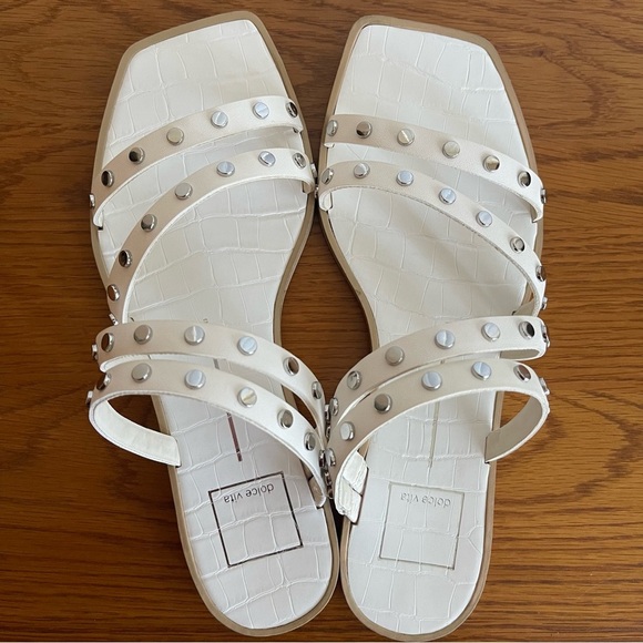 Dolce Vita Ibbie Ivory Studded Flat Sandals Size 7.5 - Picture 11 of 13